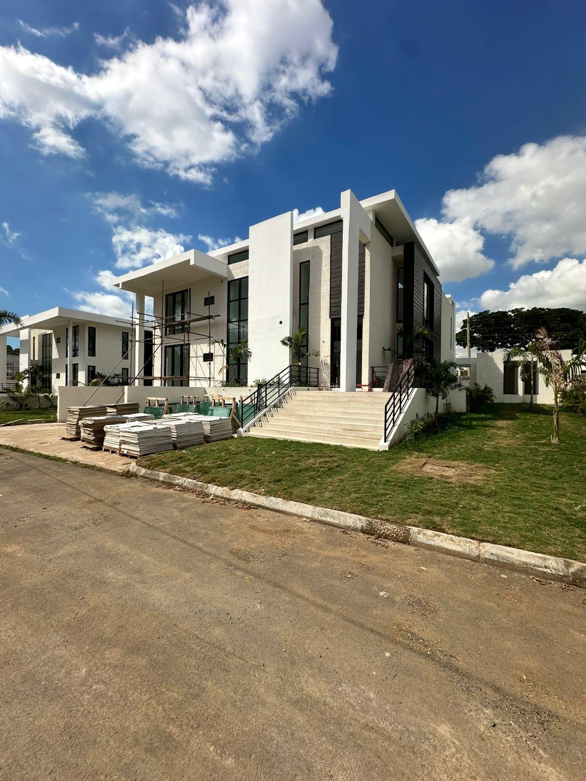 Luxury-Villas-for-Sale-in-Kingston-6-–-Hambani-Estates-Jamaica Twenty-Eighth image of 3-1-3 Bamboo Avenue, Kingston 6 in Kingston 6, St. Andrew, Jamaica - property is For Sale