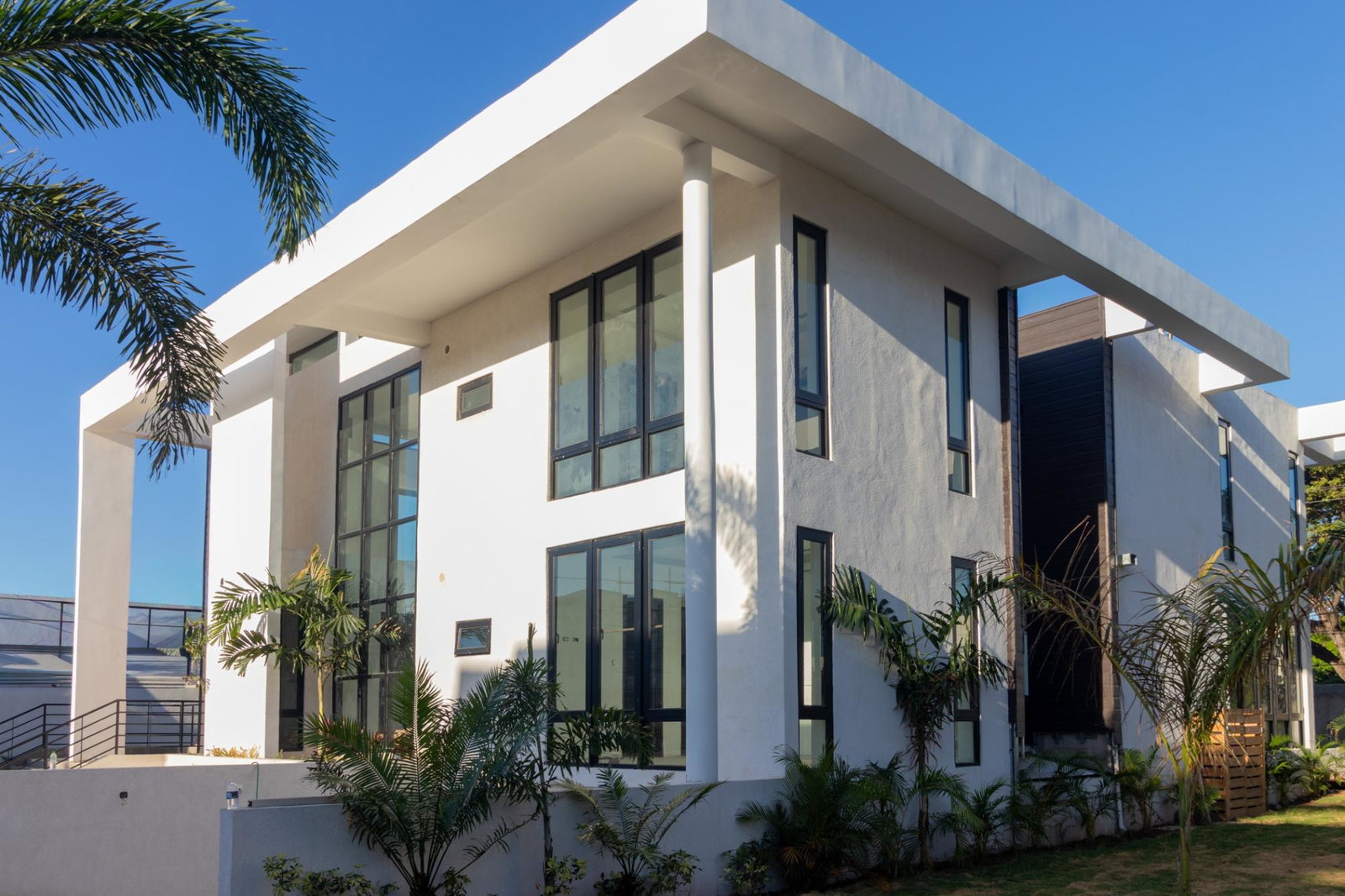 Luxury-Villas-for-Sale-in-Kingston-6-–-Hambani-Estates-Jamaica Sixth image of 3-1-3 Bamboo Avenue, Kingston 6 in Kingston 6, St. Andrew, Jamaica - property is For Sale