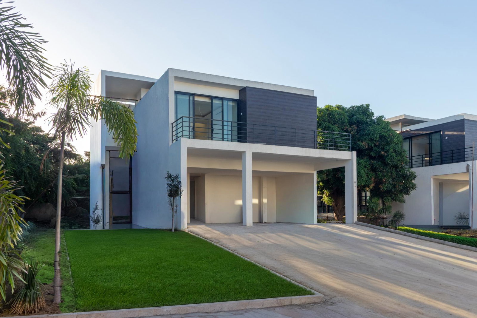 Luxury-Villas-for-Sale-in-Kingston-6-–-Hambani-Estates-Jamaica Eighth image of 3-1-3 Bamboo Avenue, Kingston 6 in Kingston 6, St. Andrew, Jamaica - property is For Sale