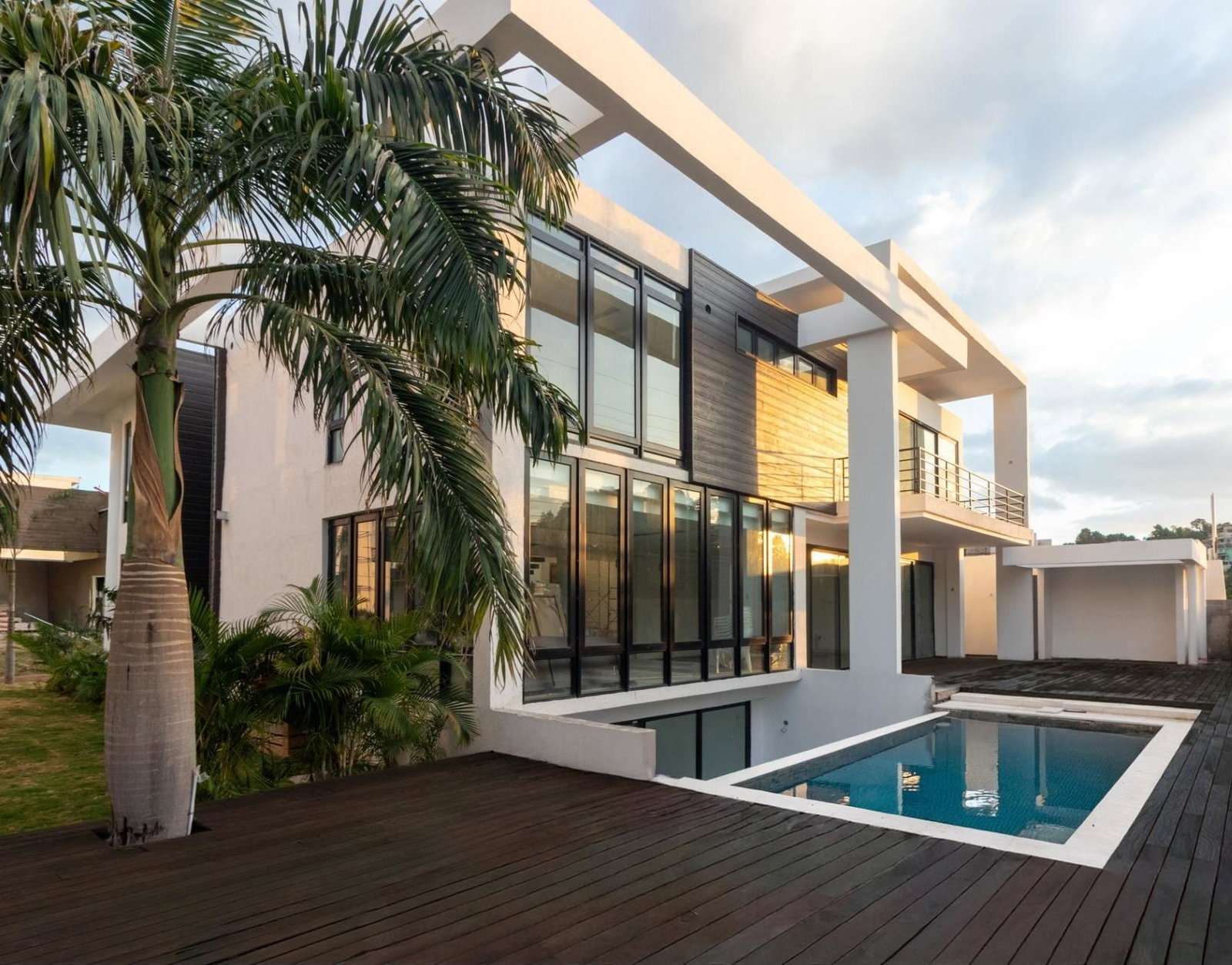 Luxury-Villas-for-Sale-in-Kingston-6-–-Hambani-Estates-Jamaica First image of 3-1-3 Bamboo Avenue, Kingston 6 in Kingston 6, St. Andrew, Jamaica - property is For Sale