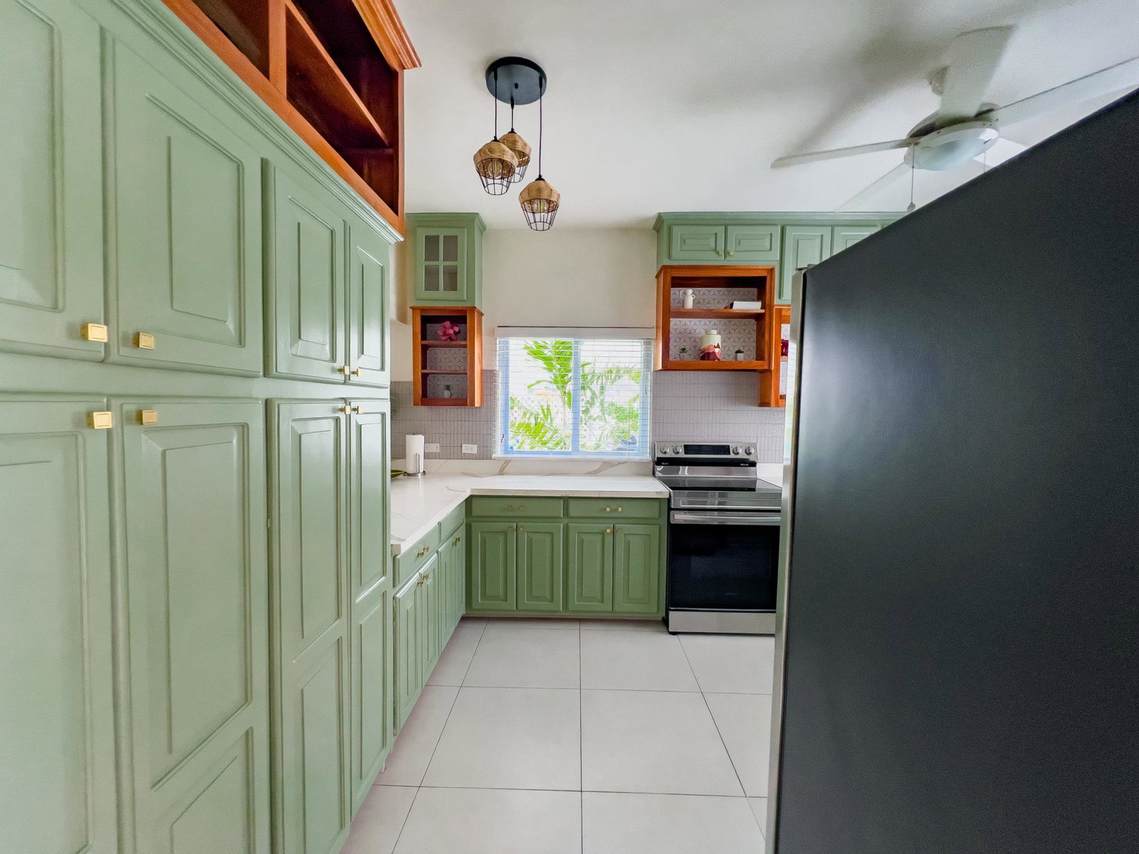 Luxury-Waterfront-Townhouse-for-Rent-in-The-Lagoons-Freeport-St.-James Eighteenth image of 43- The Lagoons in Montego Bay, St. James, Jamaica - property is For Rent