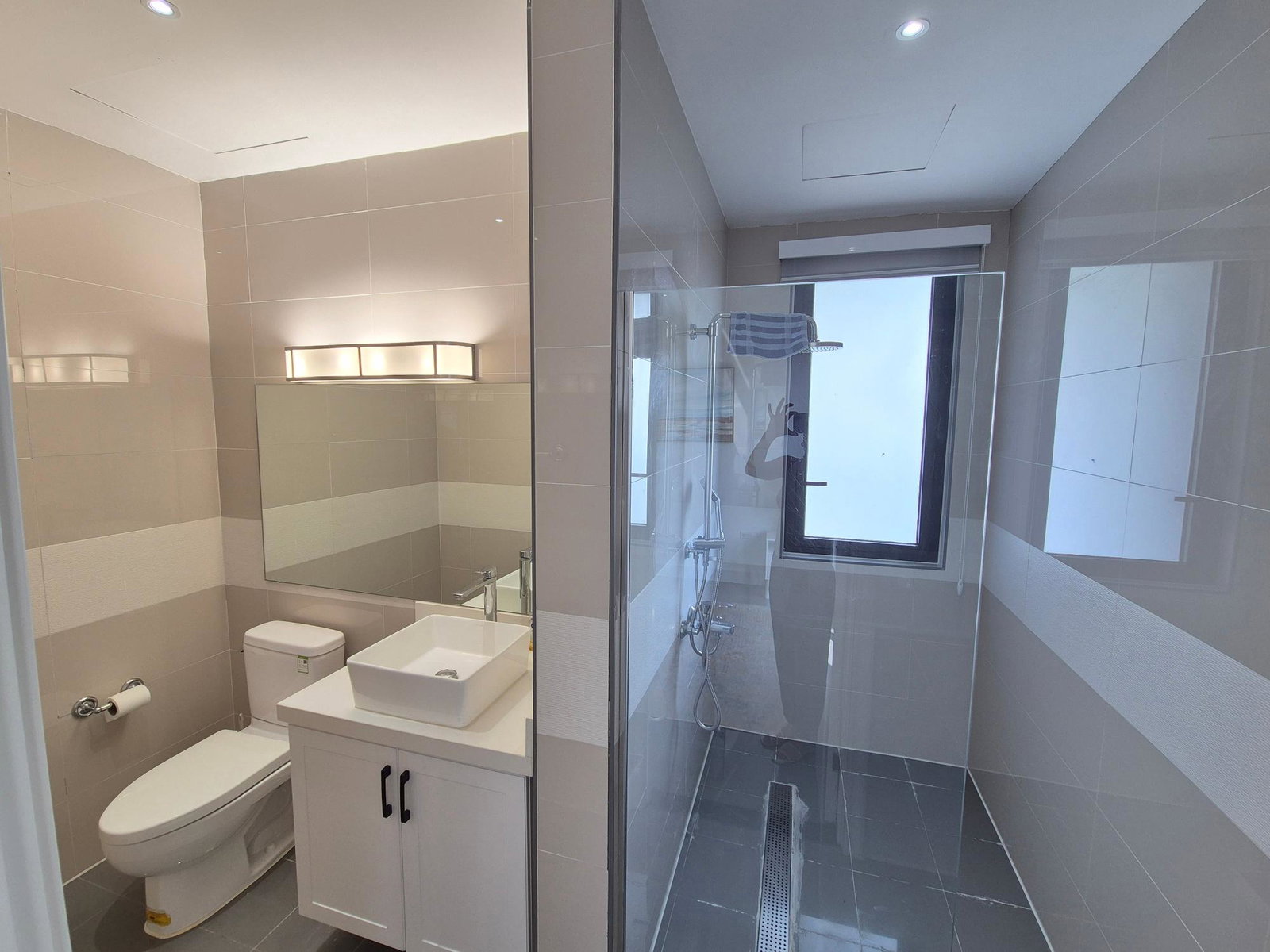 Ninth image of B406-39 Wellington Drive in Kingston 6, St. Andrew, Jamaica - property is For Sale