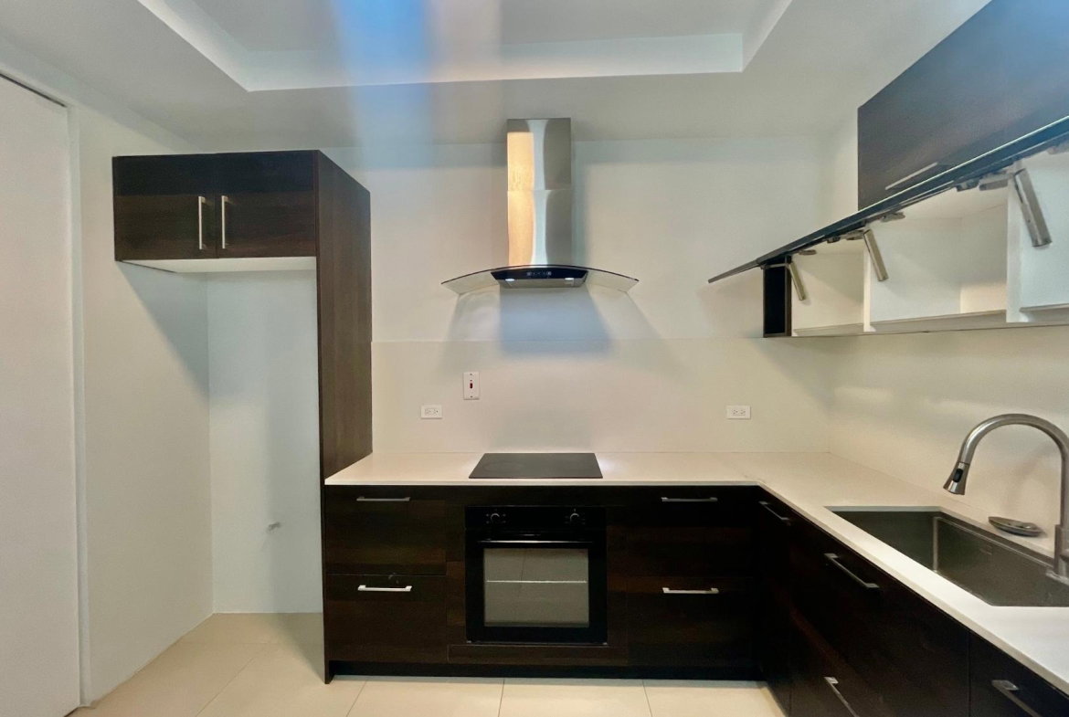 Sixth image of 203-11a Waterloo Road in Kingston 10, St. Andrew, Jamaica - property is For Rent