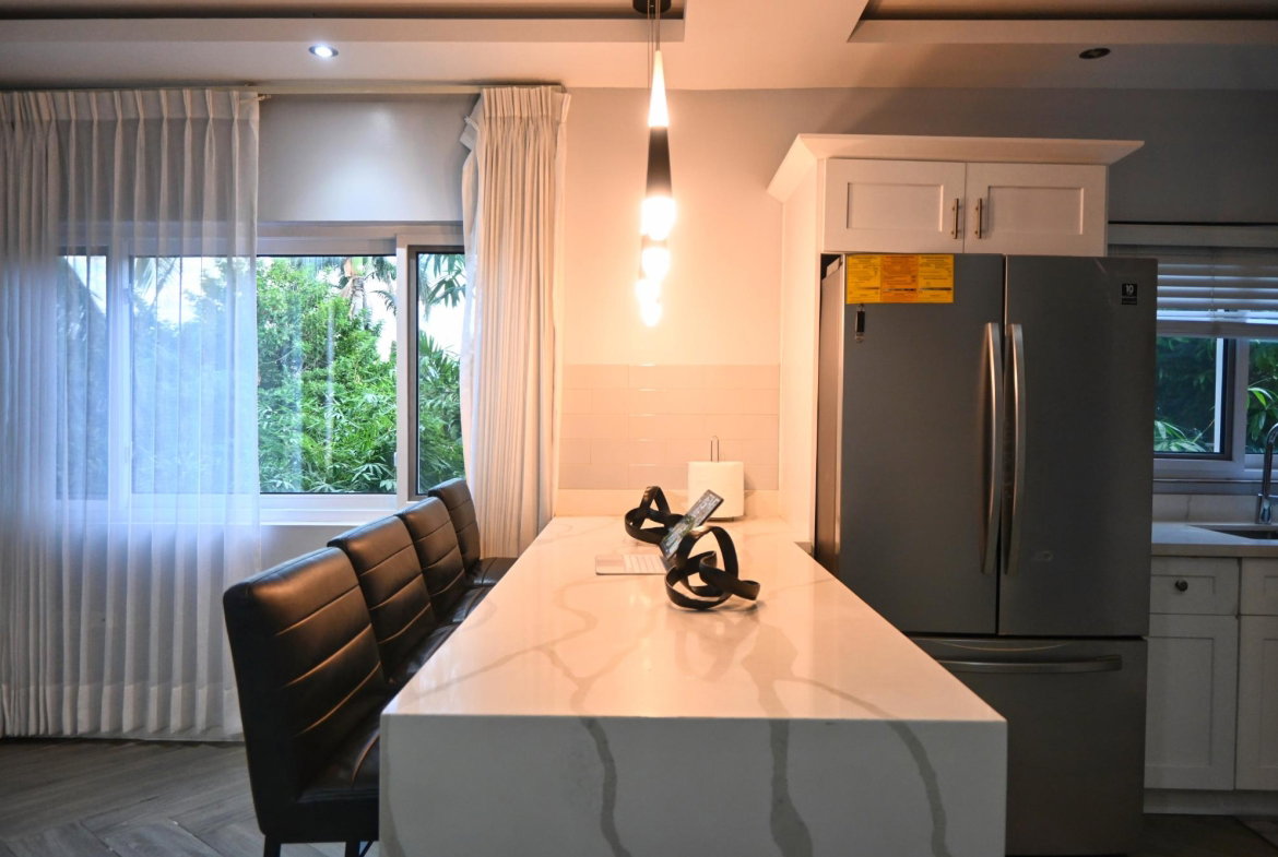 Fifth image of 203-48 Paddington Terrace in Kingston 6, St. Andrew, Jamaica - property is For Sale