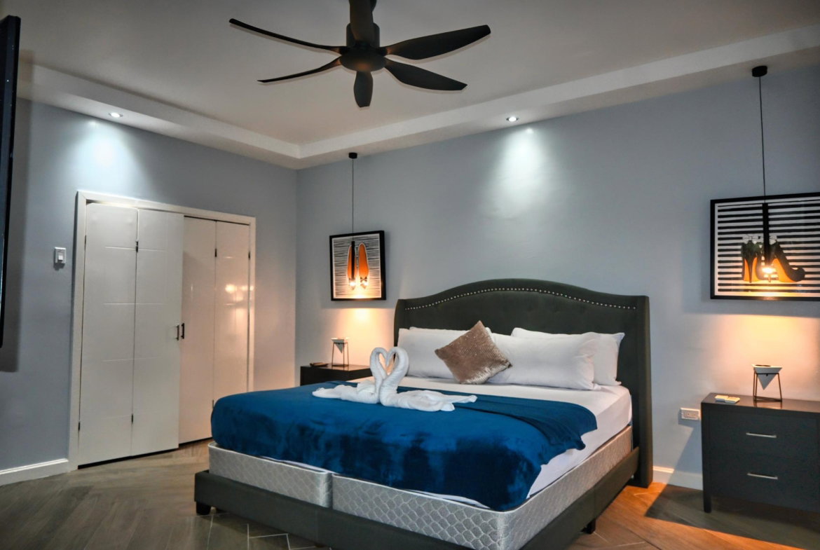 Eleventh image of 203-48 Paddington Terrace in Kingston 6, St. Andrew, Jamaica - property is For Sale