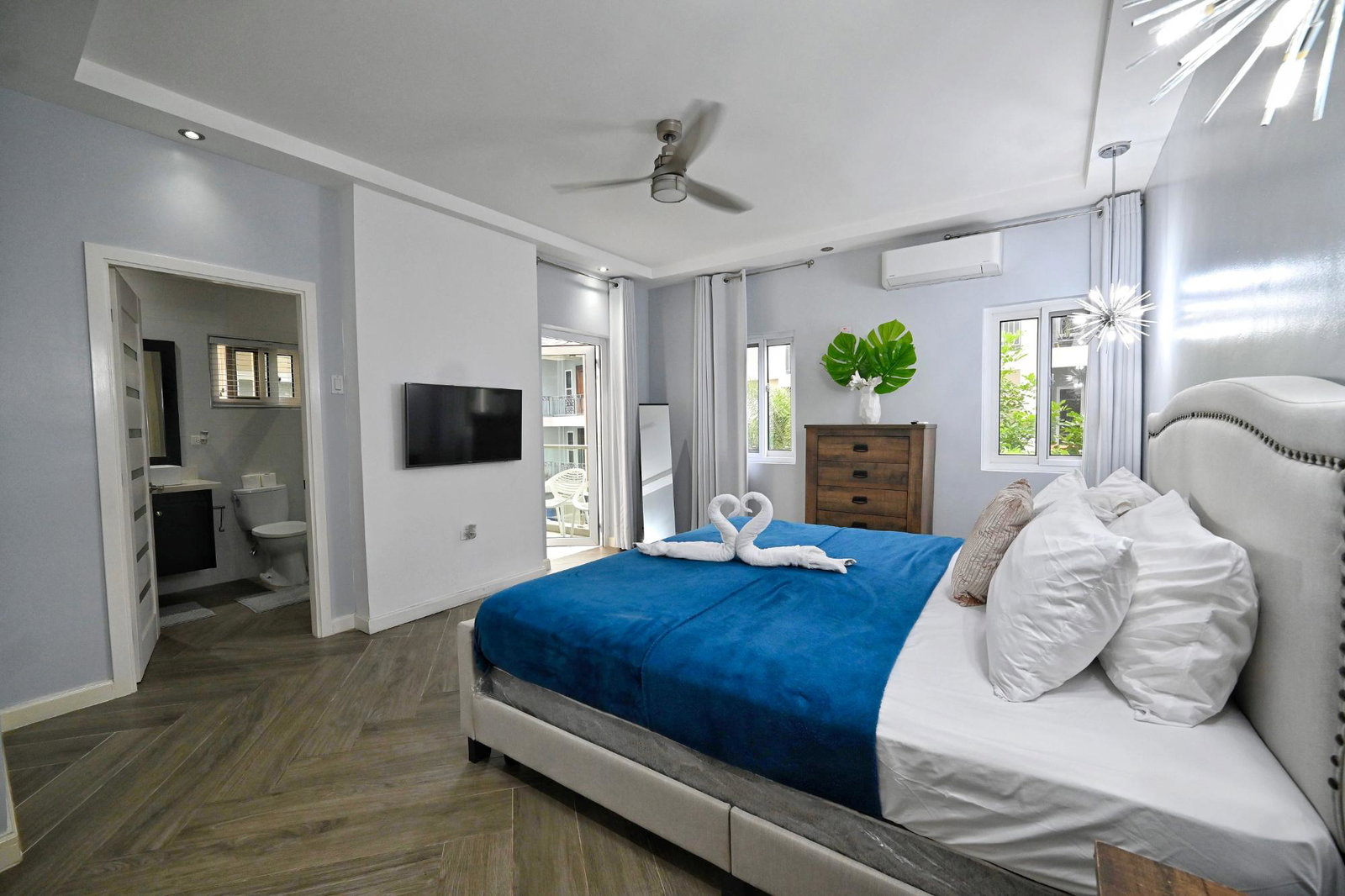 Fourth image of 202-48 Paddington Terrace in Kingston 6, St. Andrew, Jamaica - property is For Sale