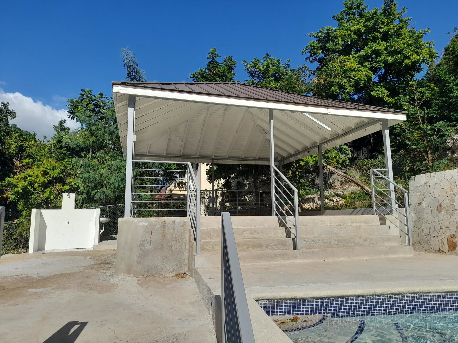 Modern-1-Bedroom-Studio-Apartment-for-Sale-in-Kingston-19-St.-Andrew-600-sq-ft-with-Balcony-and-Pool Fifteenth image of 23-3 Belvedere Kingston 19 in Red Hills, St. Andrew, Jamaica - property is For Sale