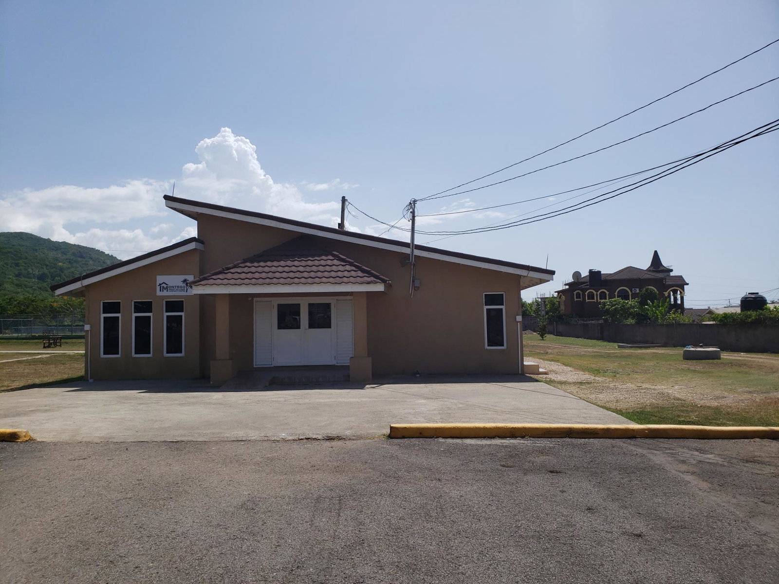 Thirtieth image of Apt # 2-lot 30 Montego West Village in Montego Bay, St. James, Jamaica - property is For Rent