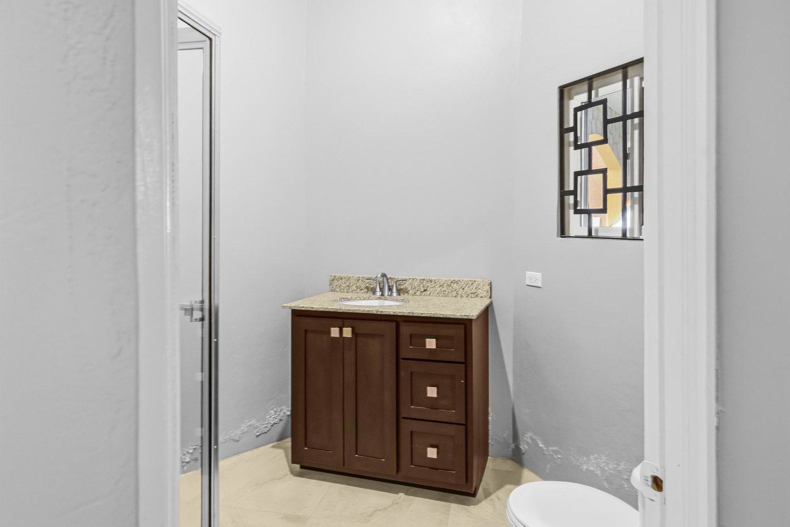 Modern-2-Bedroom-Apartment-for-Rent-in-Unity-Hall-St.-James-Jamaica Tenth image of 4-45 Rhynie Drive in Unity Hall, St. James, Jamaica - property is For Rent