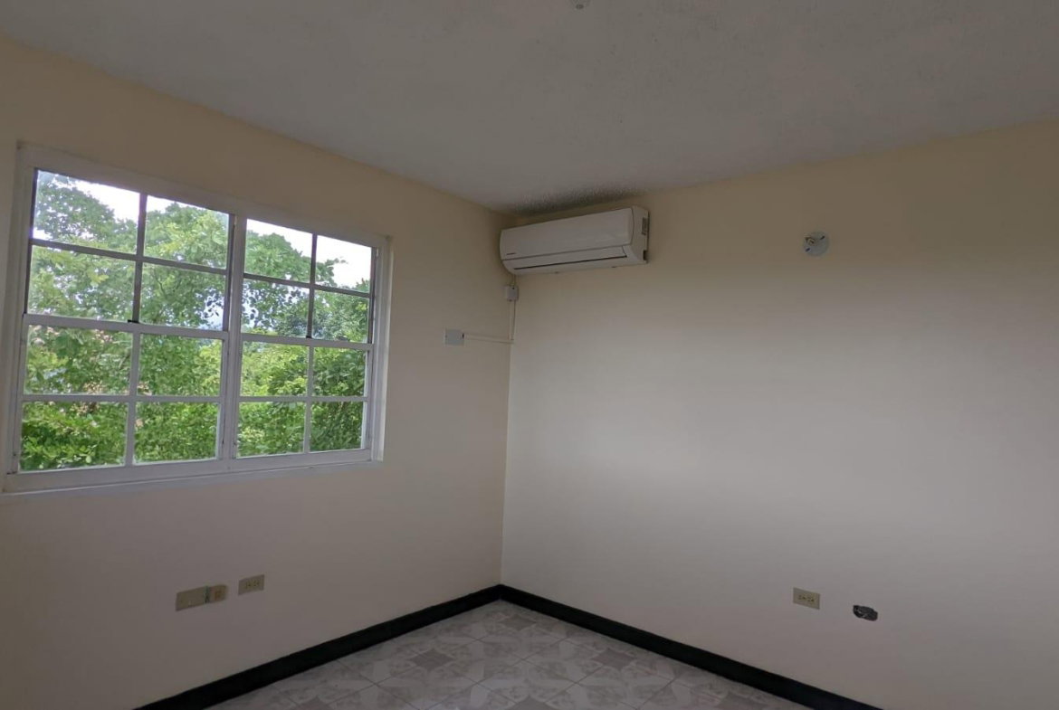 Fifth image of 334-2 Worthington Terrace in Kingston 5, St. Andrew, Jamaica - property is For Rent