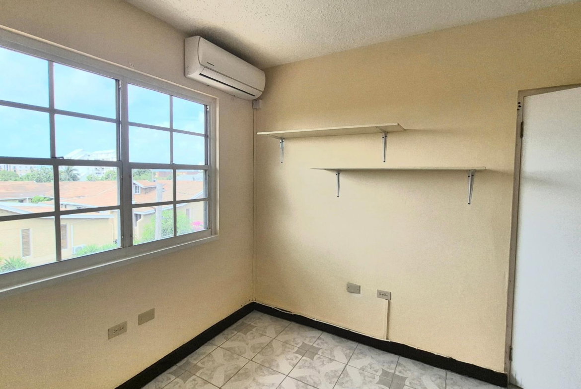 Eighth image of 334-2 Worthington Terrace in Kingston 5, St. Andrew, Jamaica - property is For Rent