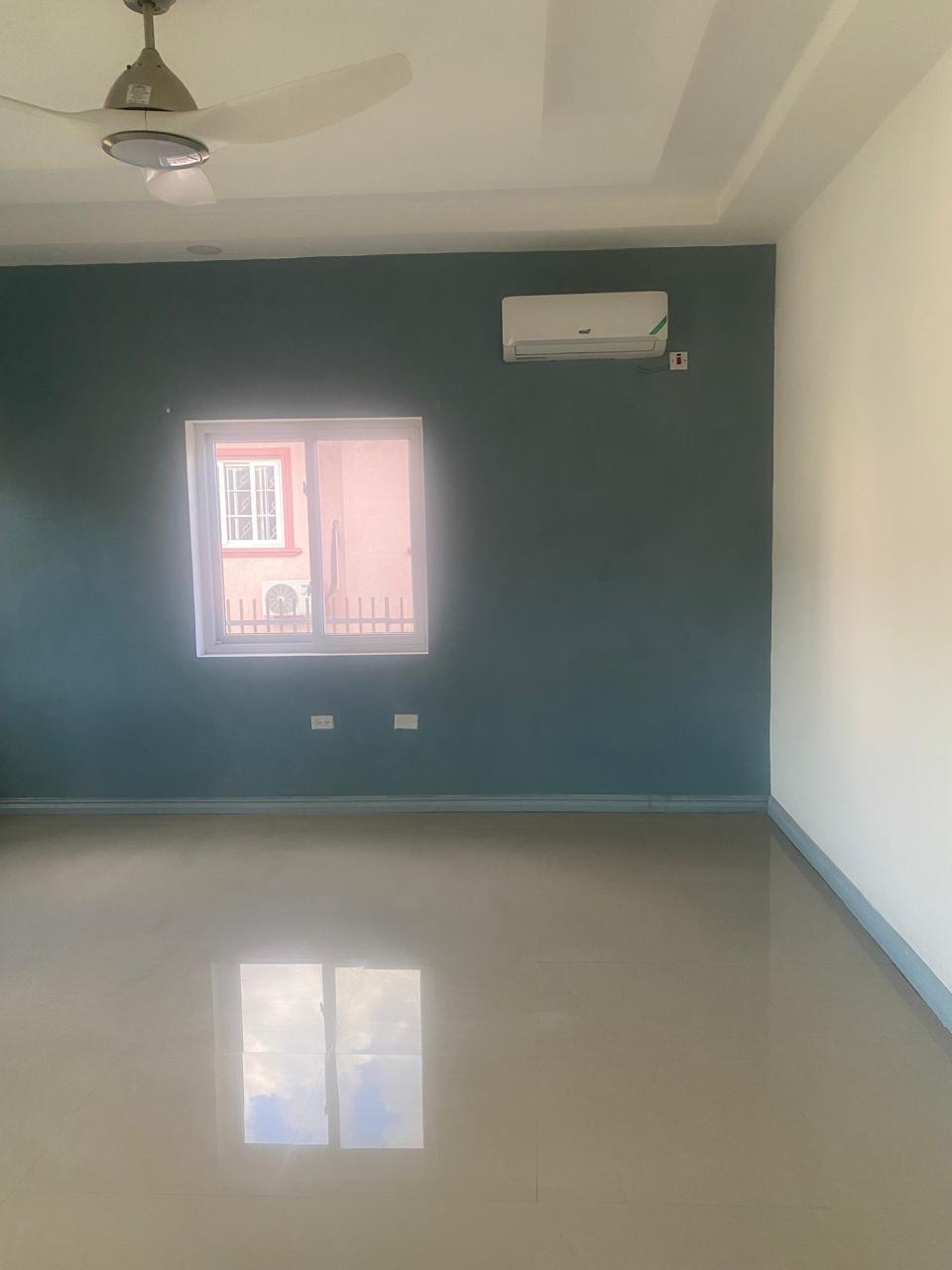 Fourteenth image of 7 19 Roehampton Drive in Kingston 19, St. Andrew, Jamaica - property is For Sale