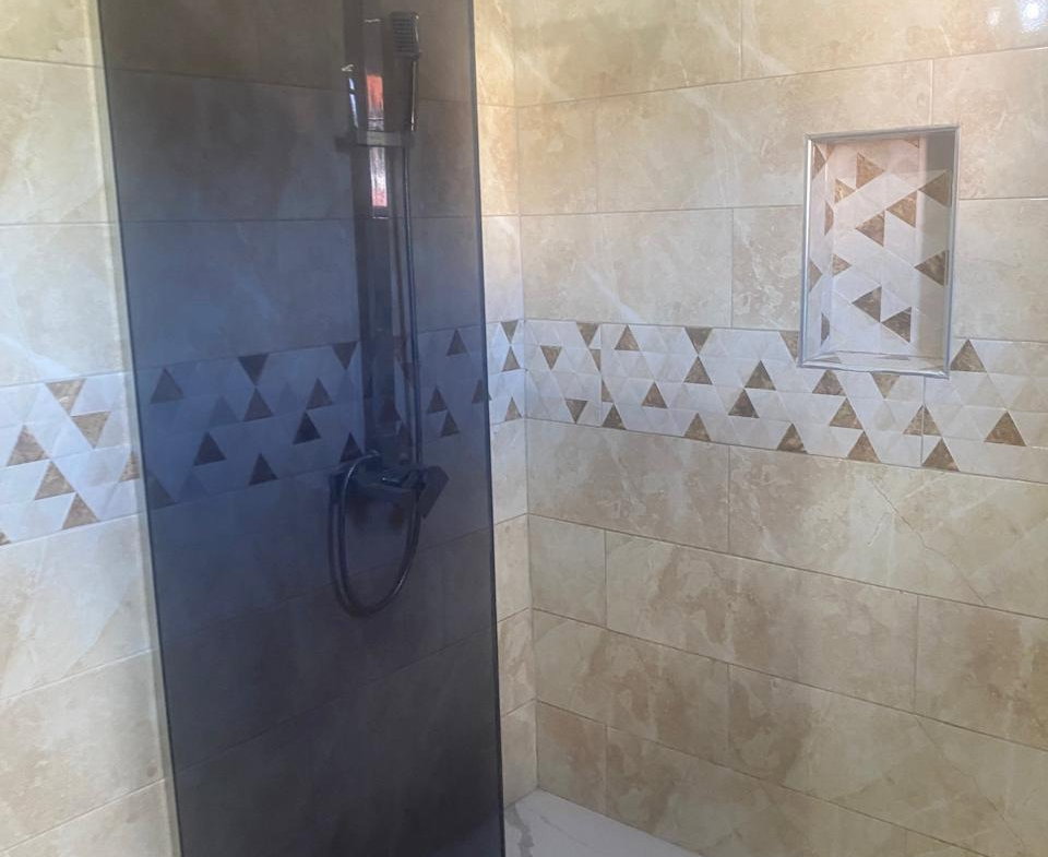 Twenty-First image of 7 19 Roehampton Drive in Kingston 19, St. Andrew, Jamaica - property is For Sale