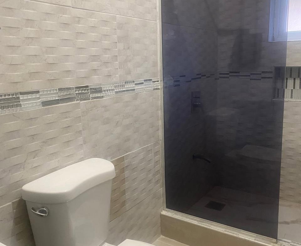 Twenty-Seventh image of 7 19 Roehampton Drive in Kingston 19, St. Andrew, Jamaica - property is For Sale