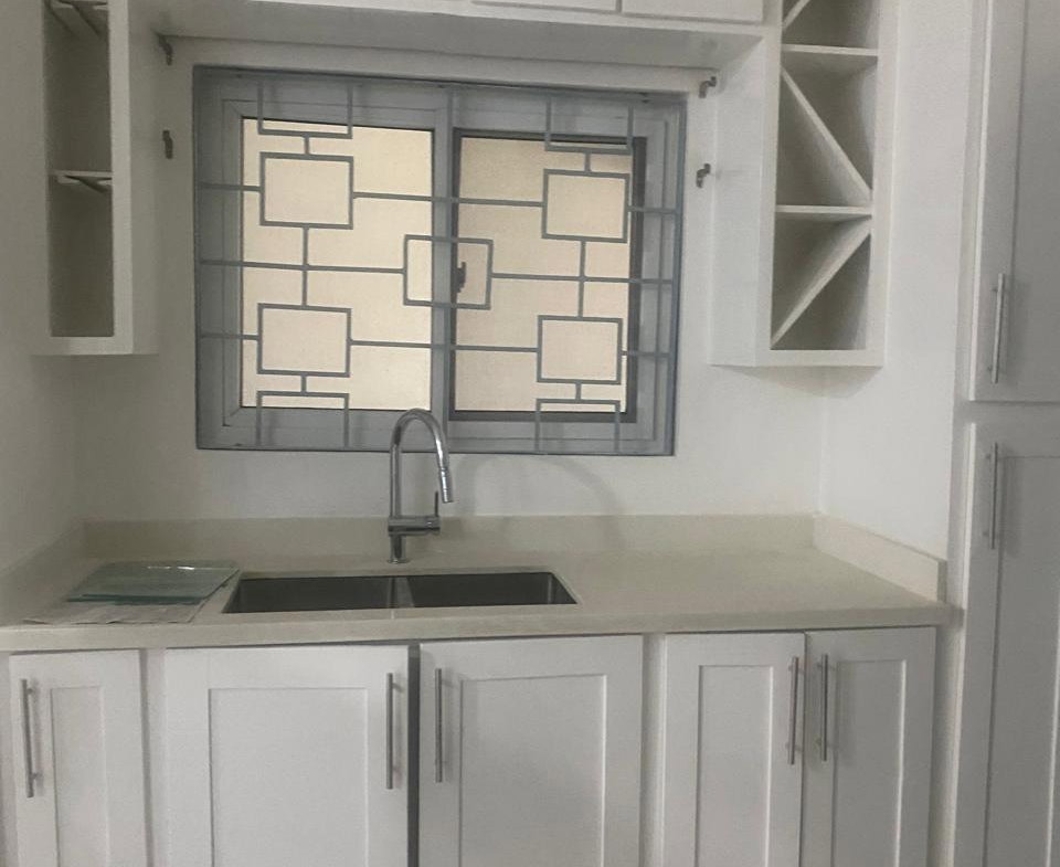 Seventh image of 7 19 Roehampton Drive in Kingston 19, St. Andrew, Jamaica - property is For Sale