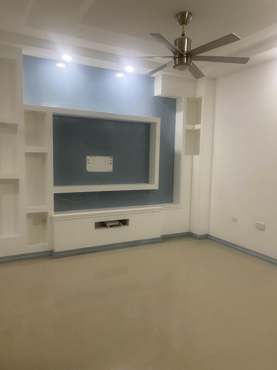 Ninth image of 7 19 Roehampton Drive in Kingston 19, St. Andrew, Jamaica - property is For Sale