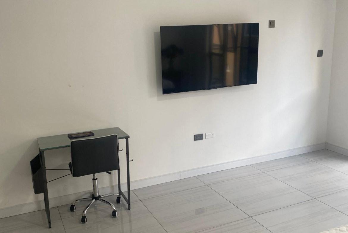 Eighth image of 301-3 Kings Drive in Kingston 6, St. Andrew, Jamaica - property is For Sale