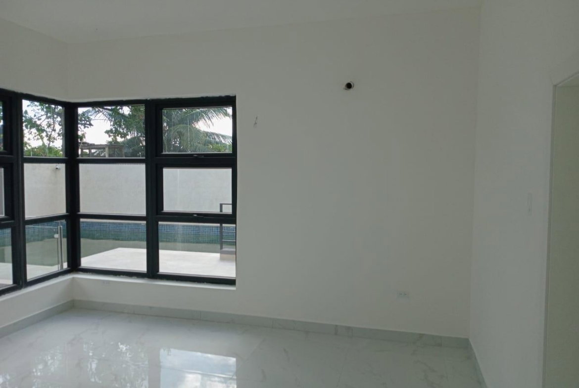 Seventeenth image of 5-29 Border Avenue in Kingston 19, St. Andrew, Jamaica - property is For Sale