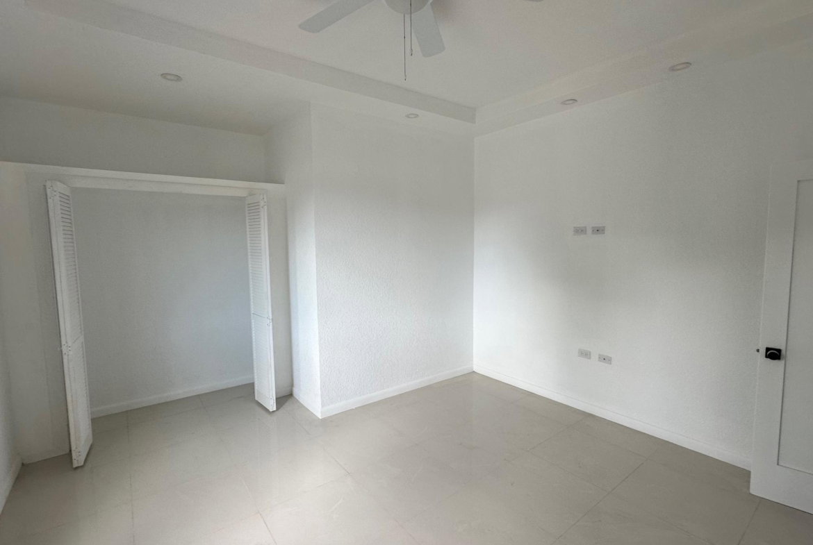 Sixteenth image of 5-32 Morningside Drive, Kingst in Kingston 19, St. Andrew, Jamaica - property is For Sale