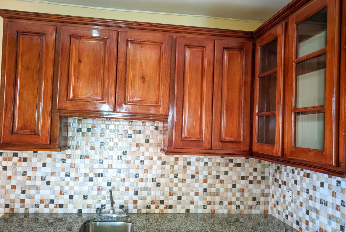 Eleventh image of 9e-2 Gilmour Drive, Kingston 2 in Kingston 20, St. Andrew, Jamaica - property is For Sale