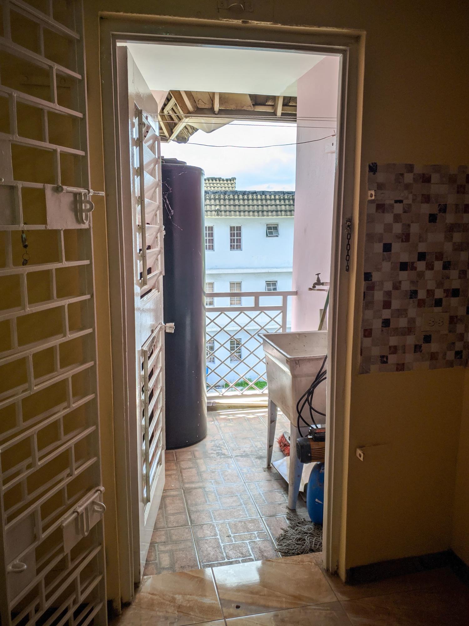 Thirteenth image of 9e-2 Gilmour Drive, Kingston 2 in Kingston 20, St. Andrew, Jamaica - property is For Sale