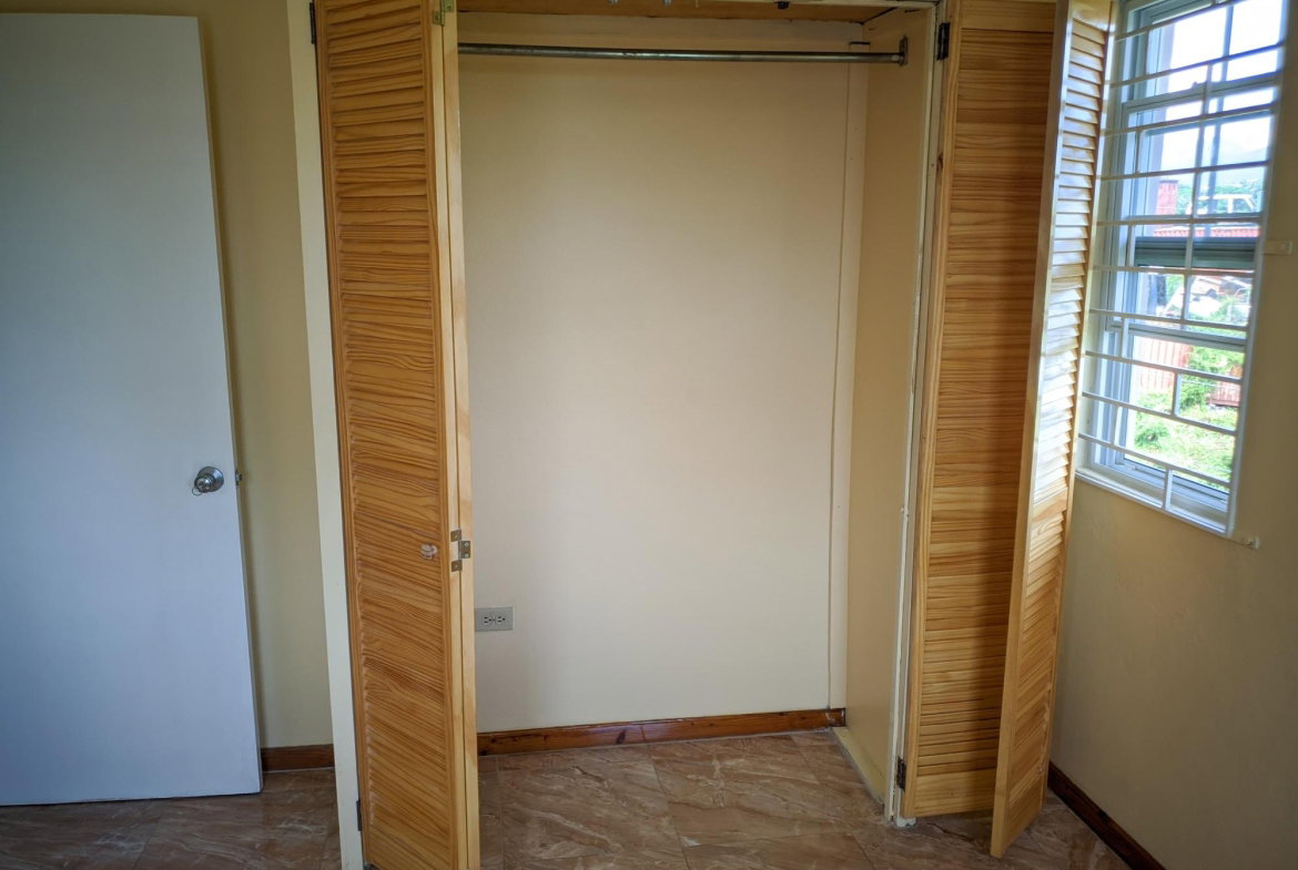 Sixteenth image of 9e-2 Gilmour Drive, Kingston 2 in Kingston 20, St. Andrew, Jamaica - property is For Sale