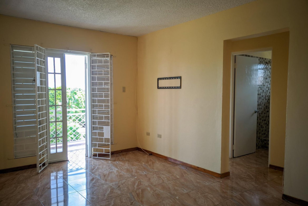 Fifth image of 9e-2 Gilmour Drive, Kingston 2 in Kingston 20, St. Andrew, Jamaica - property is For Sale