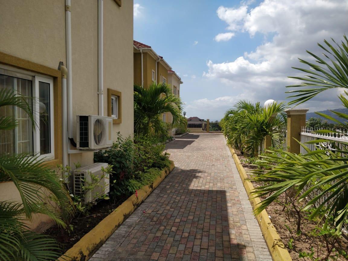 Sixteenth image of 4-7 Liguanea Avenue in Kingston 6, St. Andrew, Jamaica - property is For Sale