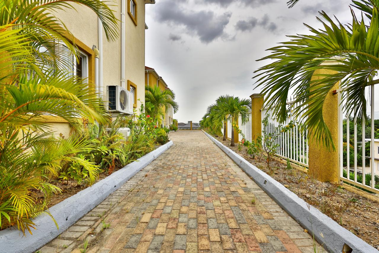 Twenty-Fourth image of 4-7 Liguanea Avenue in Kingston 6, St. Andrew, Jamaica - property is For Sale