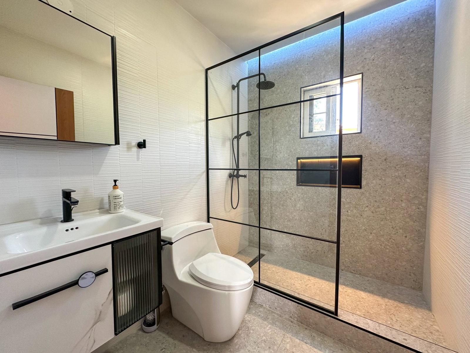 Modern-2-Bedroom-Apartment-for-Sale-in-Red-Hills-St.-Andrew-Jamaica Twelfth image of 10c- Forest Hill Drive in Kingston 19, St. Andrew, Jamaica - property is For Sale