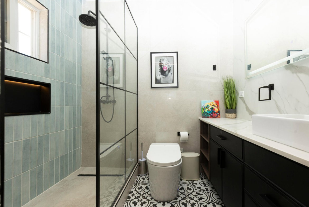 Tenth image of 10c- Forest Hill Drive in Kingston 19, St. Andrew, Jamaica - property is For Sale