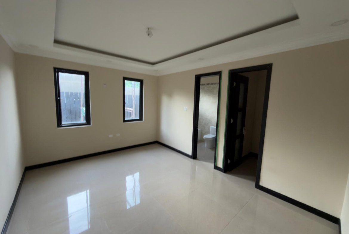 Tenth image of 18-22 Darlington Avenue in Kingston 8, St. Andrew, Jamaica - property is For Sale