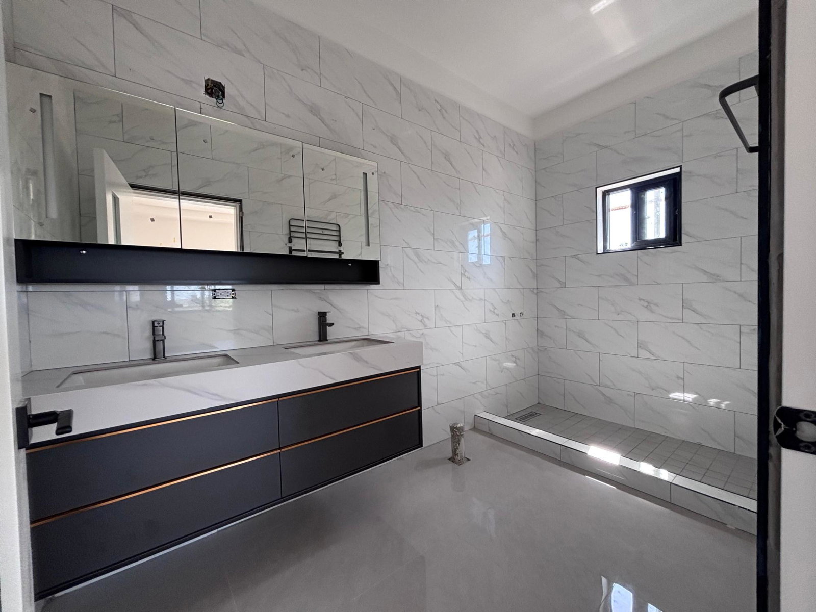 Second image of 11- Chesterfield Avenue, King in Kingston 10, St. Andrew, Jamaica - property is For Sale