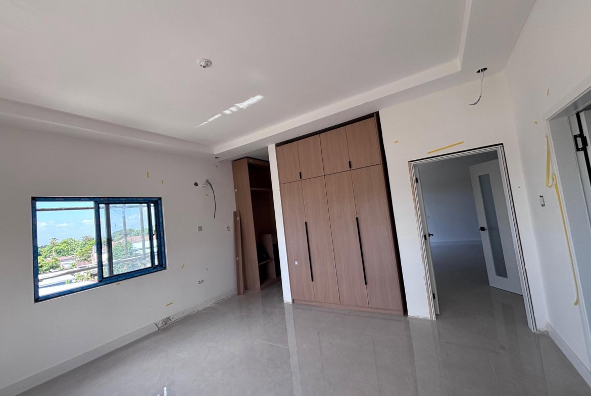 Fourth image of 11- Chesterfield Avenue, King in Kingston 10, St. Andrew, Jamaica - property is For Sale