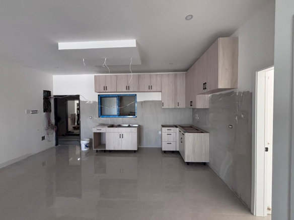 First image of 11- Chesterfield Avenue, King in Kingston 10, St. Andrew, Jamaica - property is For Sale