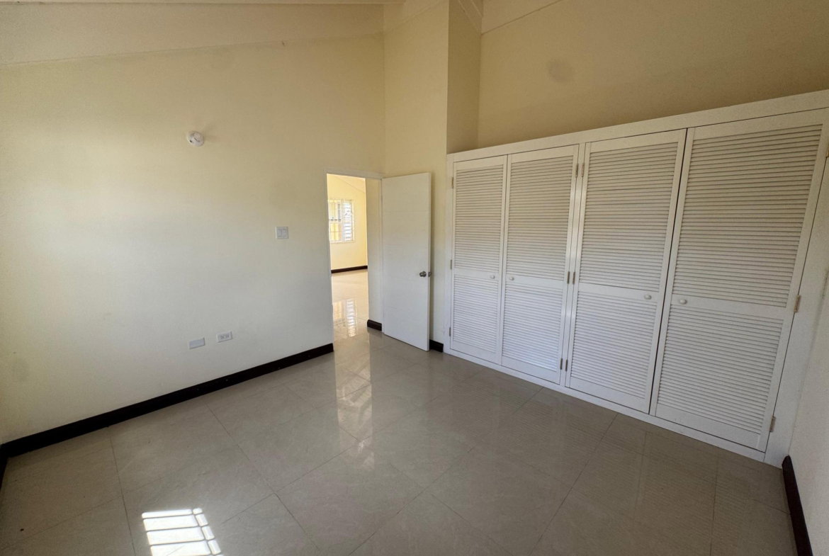 Eighth image of 95 Colbeck Manor, ph 2 in Colbeck, St. Catherine, Jamaica - property is For Rent