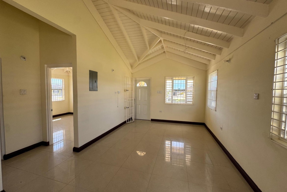 Ninth image of 95 Colbeck Manor, ph 2 in Colbeck, St. Catherine, Jamaica - property is For Rent