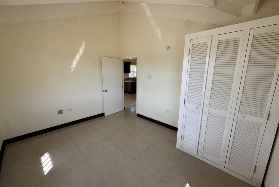 Tenth image of 95 Colbeck Manor, ph 2 in Colbeck, St. Catherine, Jamaica - property is For Rent
