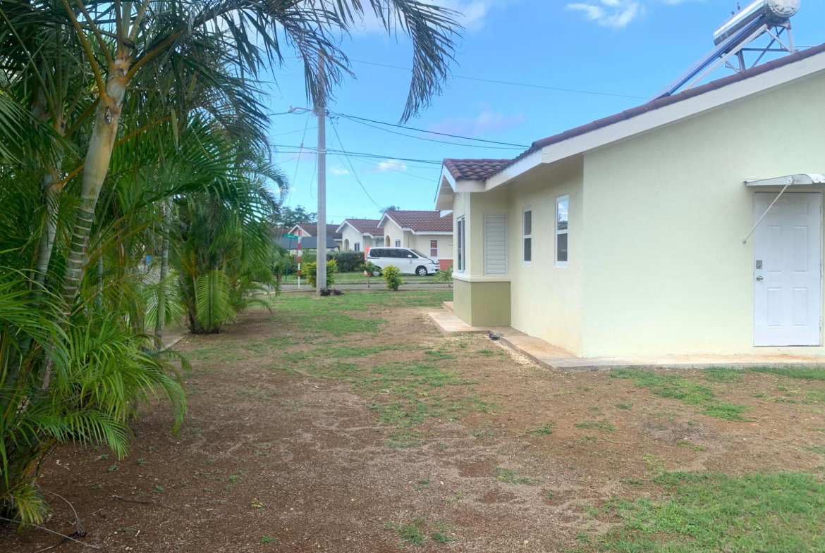 Sixth image of Lot 142 Holland Estate in Martha Brae, Trelawny, Jamaica - property is For Rent