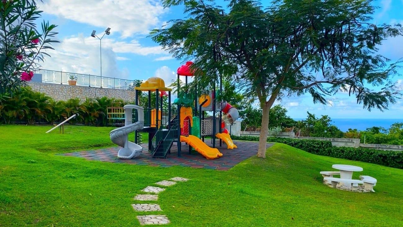 Thirteenth image of 33- Pyramid Point in Breadnut Hill, St. Ann, Jamaica - property is For Rent