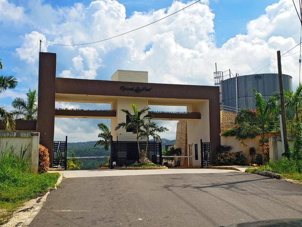 Twenty-Fifth image of 33- Pyramid Point in Breadnut Hill, St. Ann, Jamaica - property is For Rent