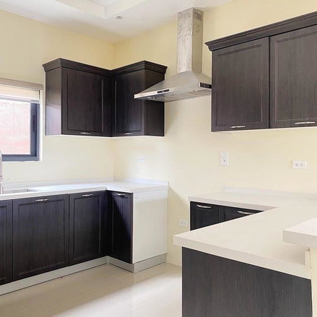 Fourth image of 33- Pyramid Point in Breadnut Hill, St. Ann, Jamaica - property is For Rent
