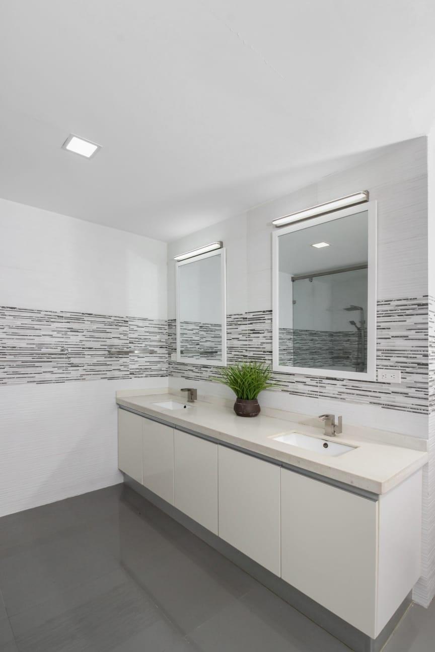 Modern-2-Bedroom-Penthouse-Apartment-for-Rent-at-20-South-Kingston-Jamaica Eighth image of 905-20 South Avenue in Kingston 10, St. Andrew, Jamaica - property is For Rent