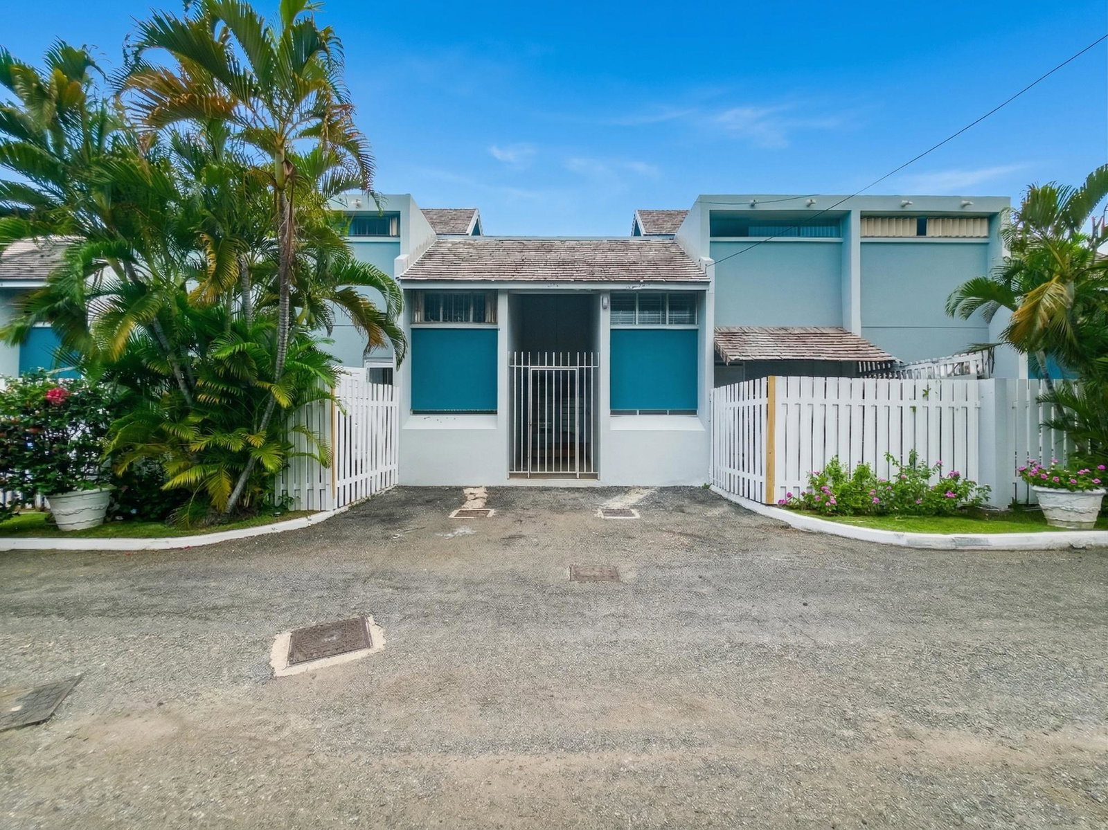 Second image of 3-107 Hope Road in Kingston 6, St. Andrew, Jamaica - property is For Rent