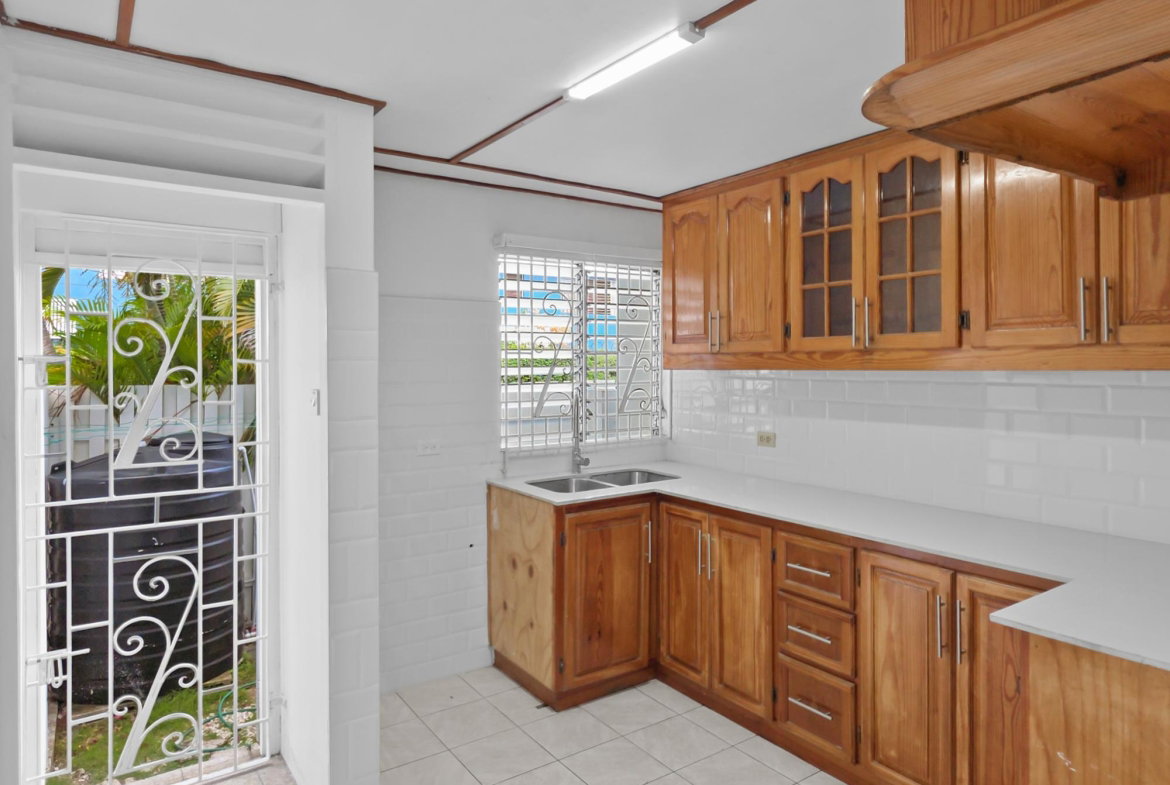 Sixth image of 3-107 Hope Road in Kingston 6, St. Andrew, Jamaica - property is For Rent