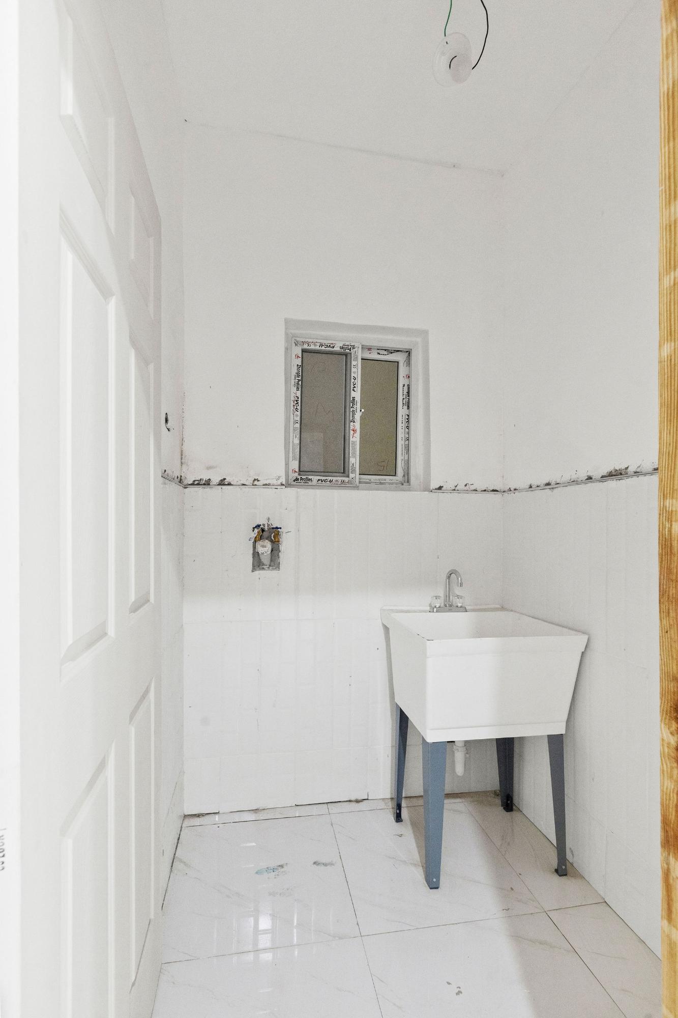 Eleventh image of 6-18 Acadia Drive, Kgn 8 in Kingston 8, St. Andrew, Jamaica - property is For Sale