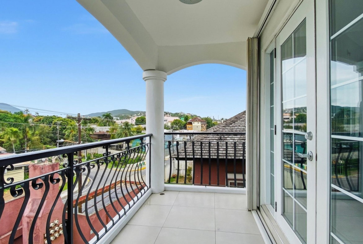 Thirteenth image of 106d-3 st Michaels Terrace in Kingston 6, St. Andrew, Jamaica - property is For Sale