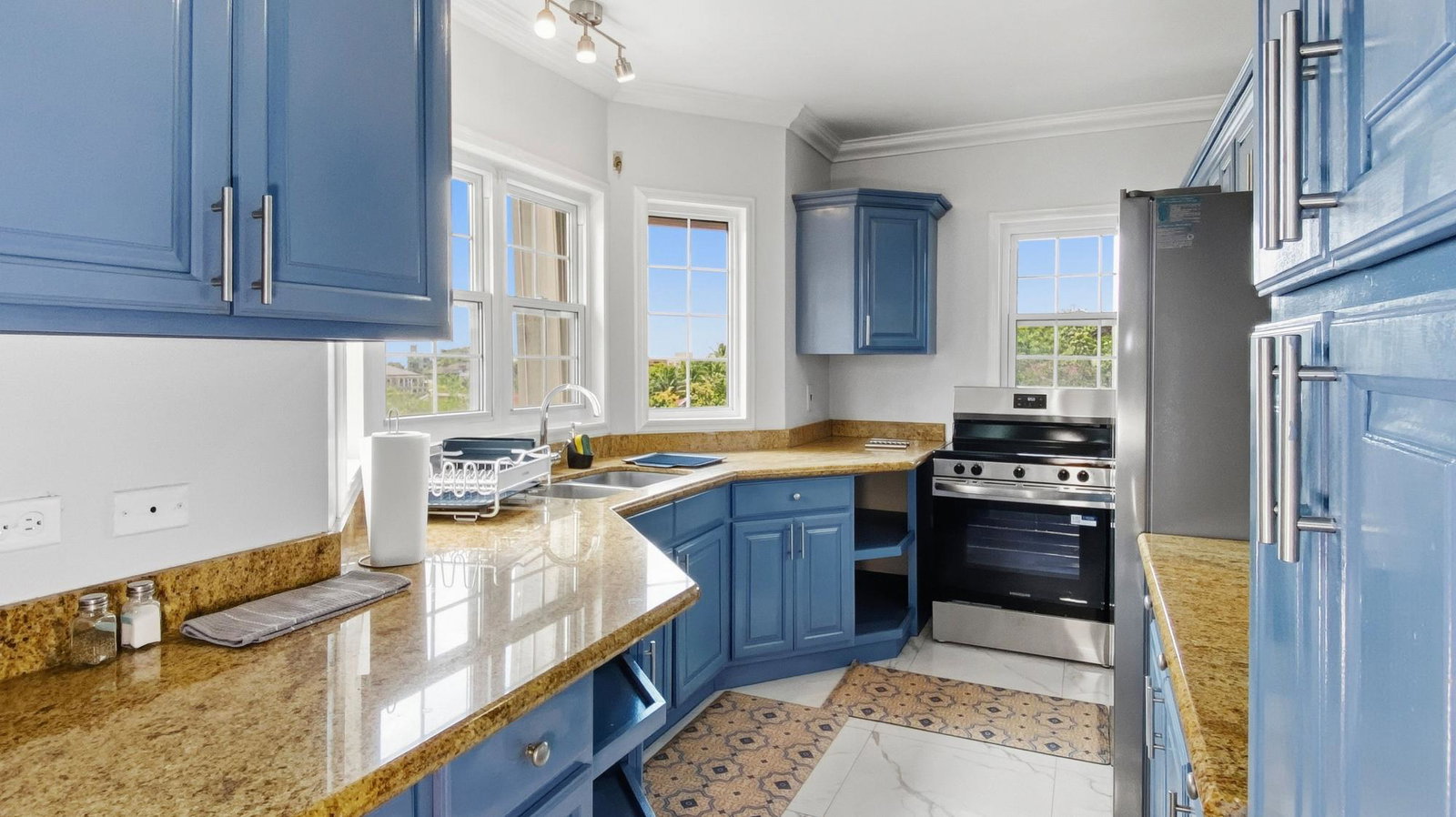 Fifth image of 106d-3 st Michaels Terrace in Kingston 6, St. Andrew, Jamaica - property is For Sale