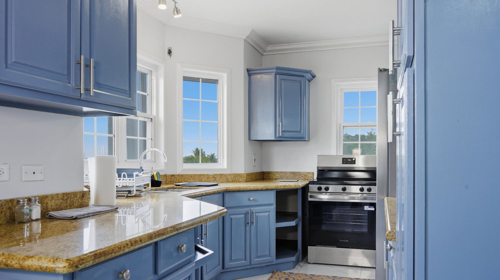 Sixth image of 106d-3 st Michaels Terrace in Kingston 6, St. Andrew, Jamaica - property is For Sale