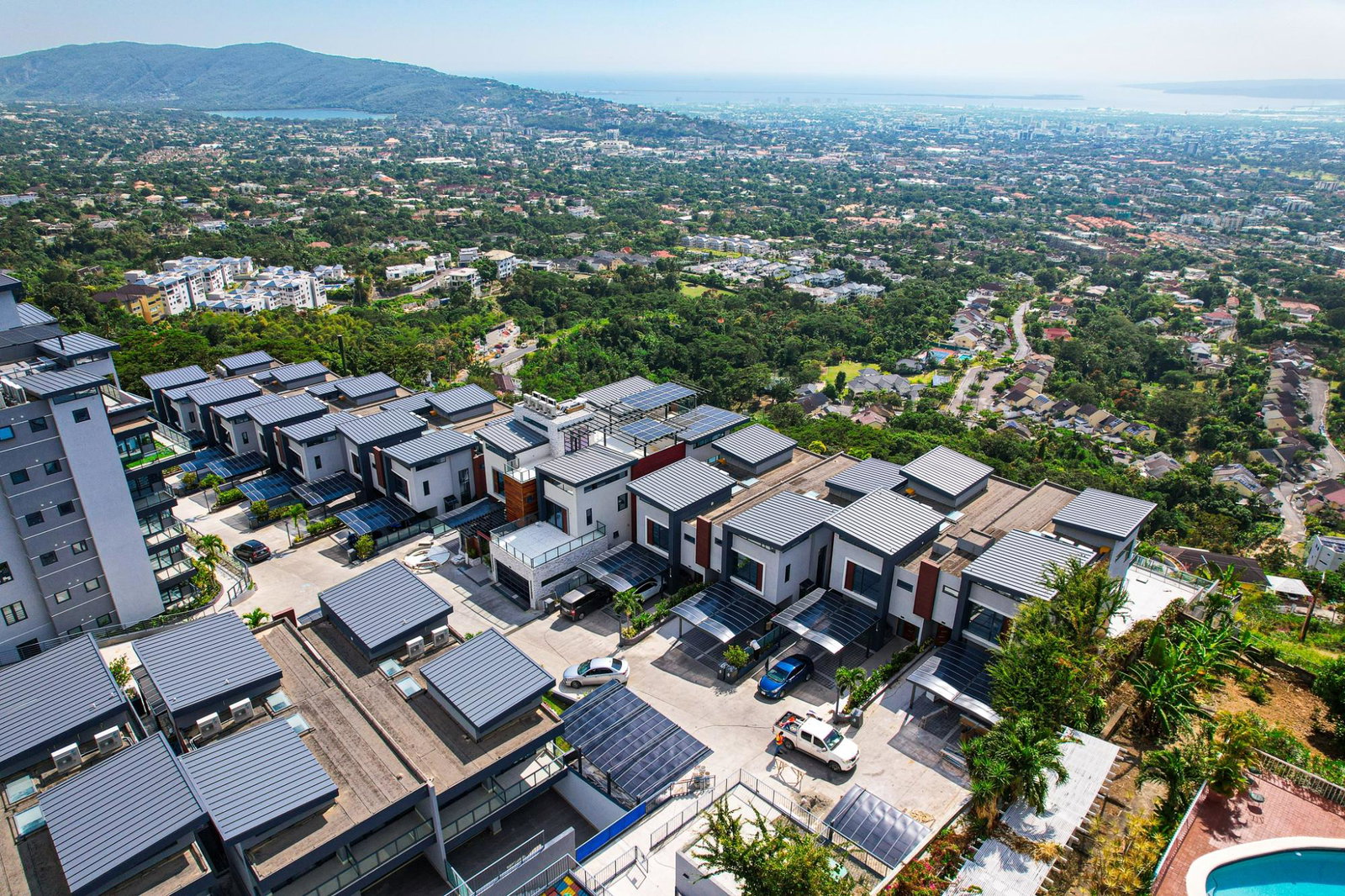 Seventeenth image of 50- Spyglass, Tavistock Terra in Kingston 6, St. Andrew, Jamaica - property is For Rent